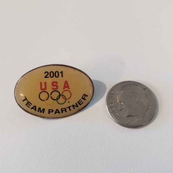 2001 Team USA Olympic Pin - Picture 2 of 4